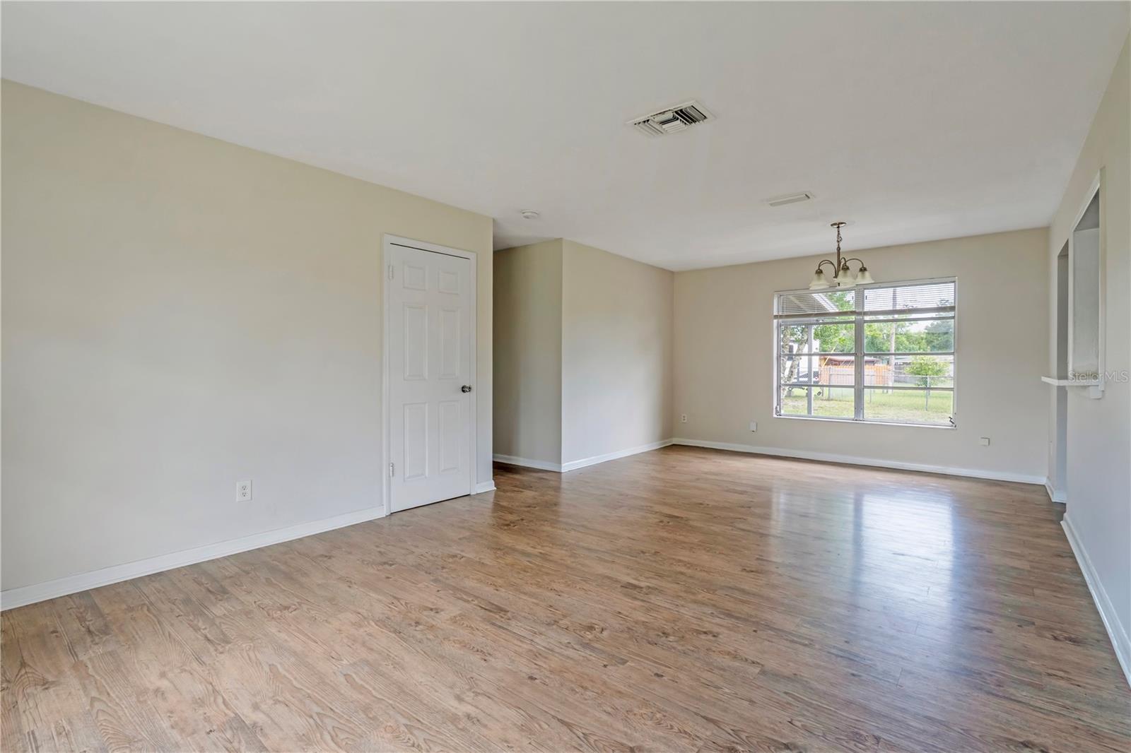 962 ROCKHILL ST — photo 4