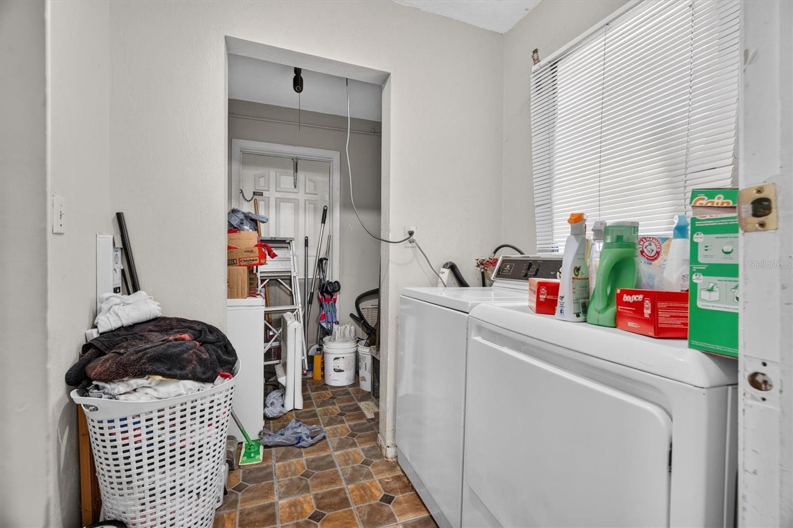 1602 S PATRICK CIR — photo 11