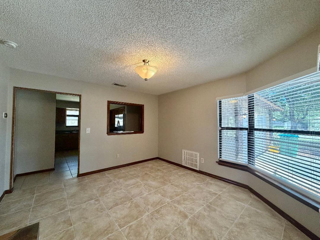 854 HUMPHREY BLVD — photo 10