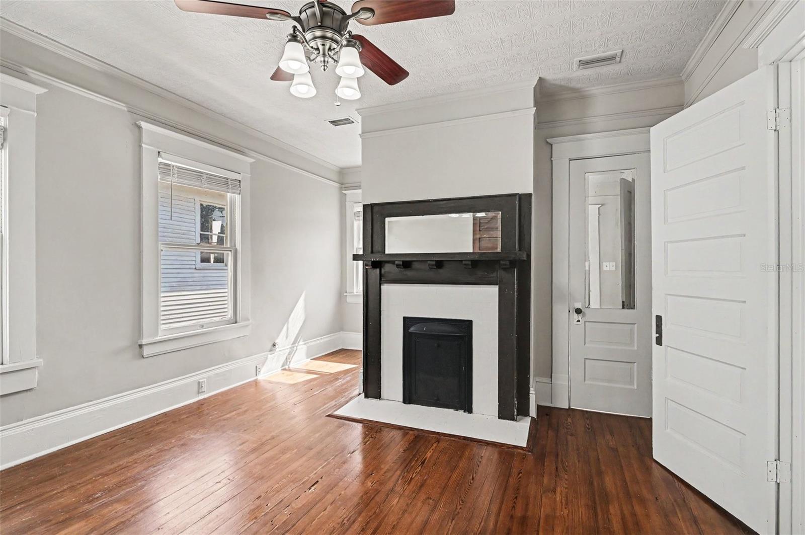 309 S PARK AVE #201 — photo 8
