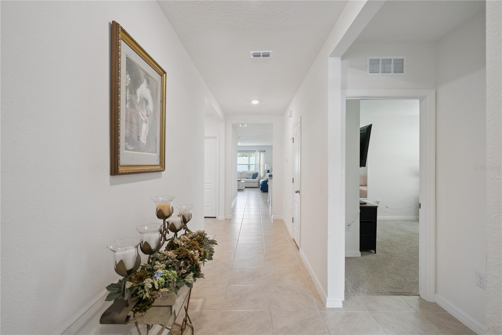 2073 SWANSON DR — photo 3