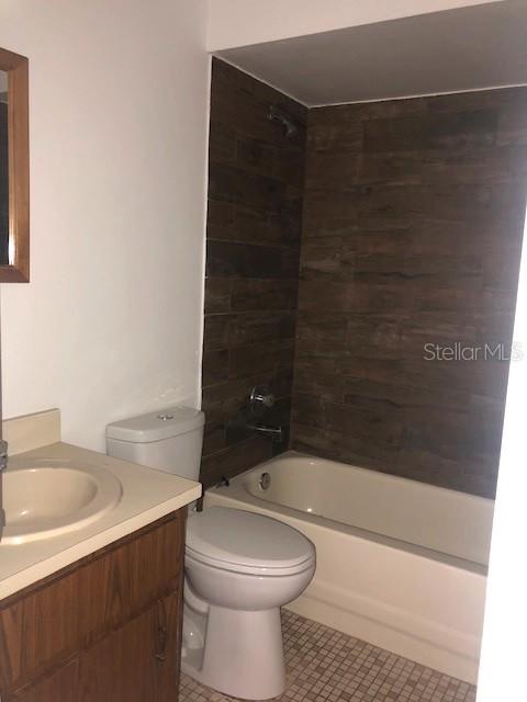 1195 W 16TH ST #B — photo 9