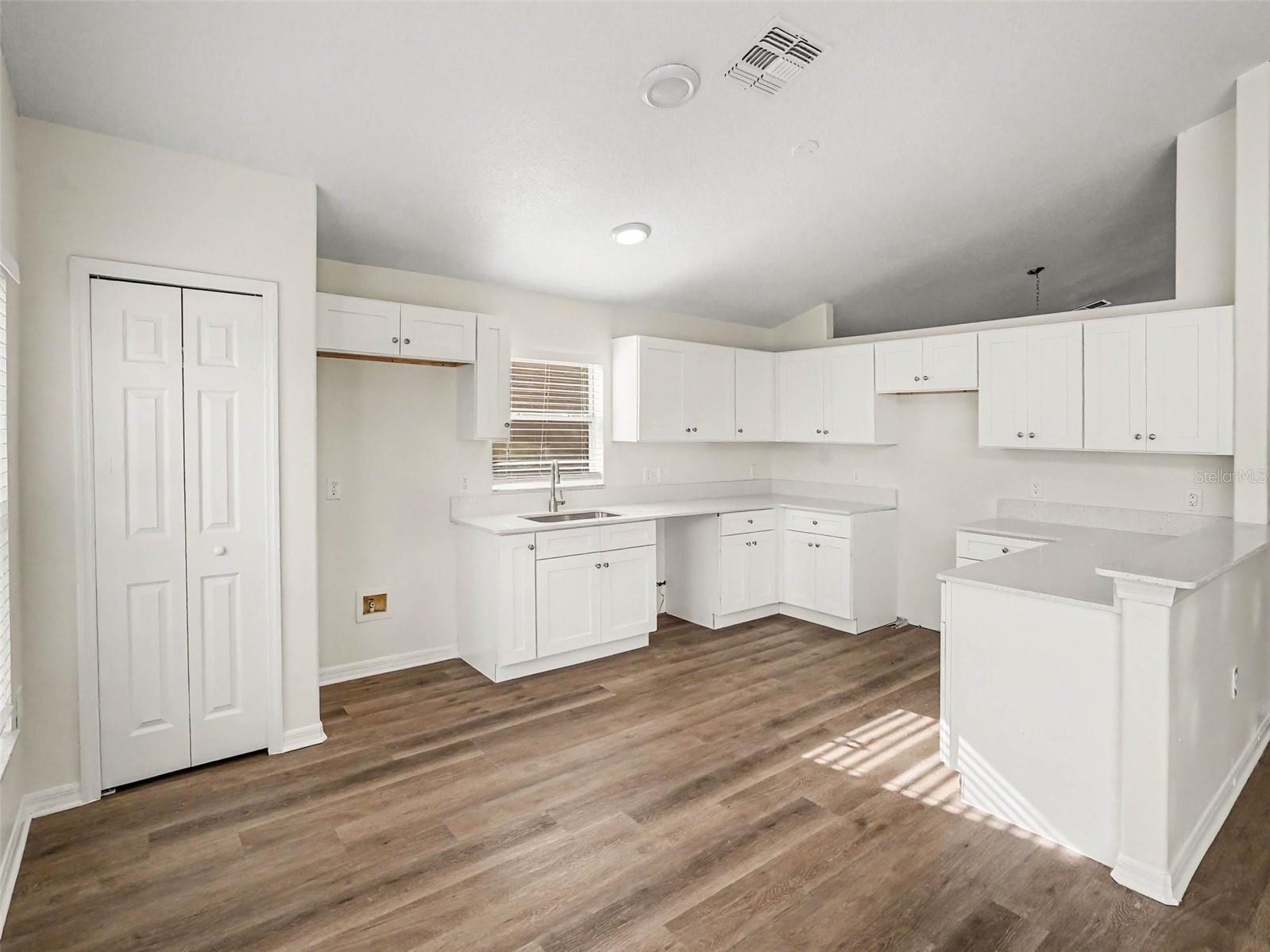 145 ROSE HILL TRL — photo 6