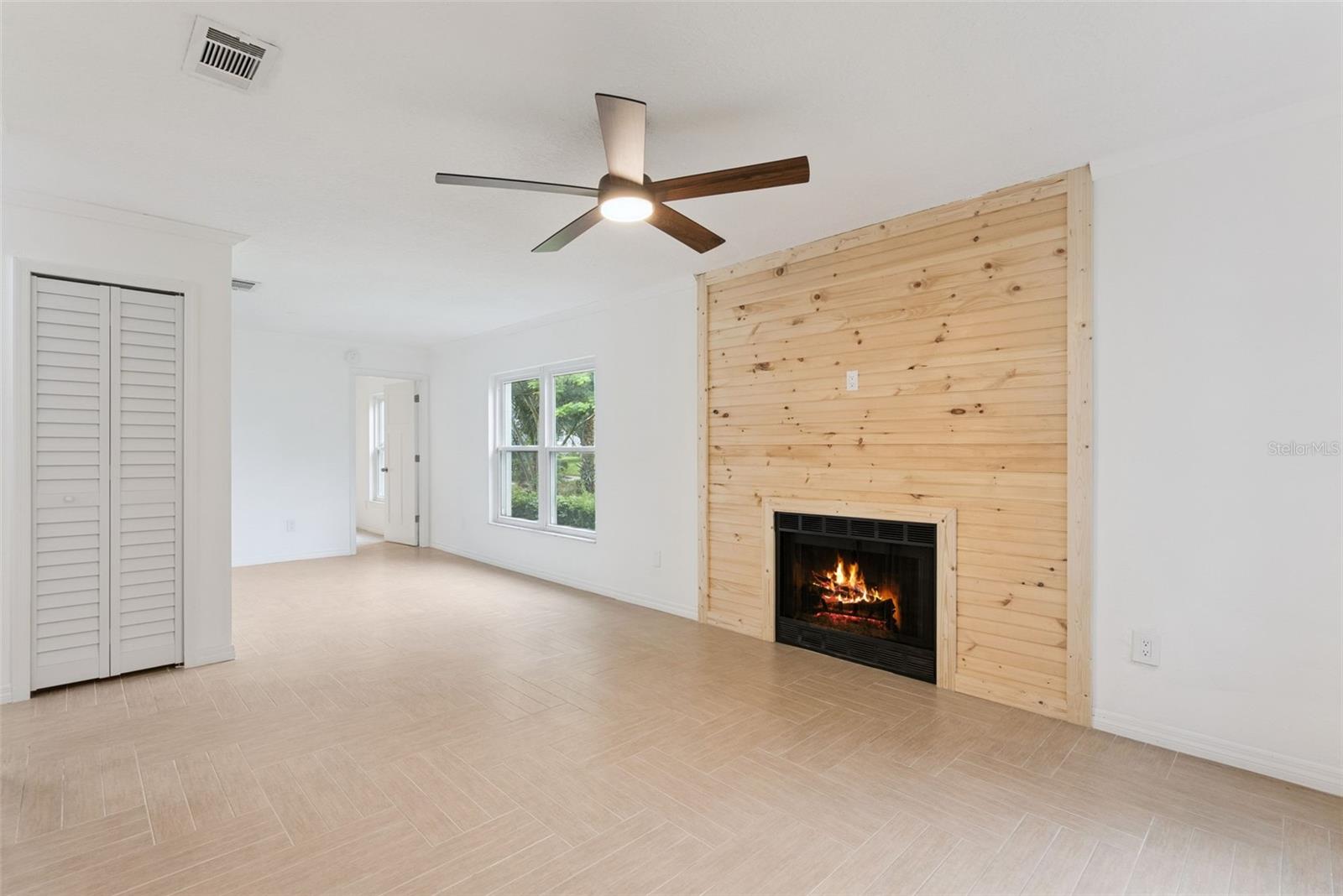 602 NORTHLAKE DR #602 — photo 9