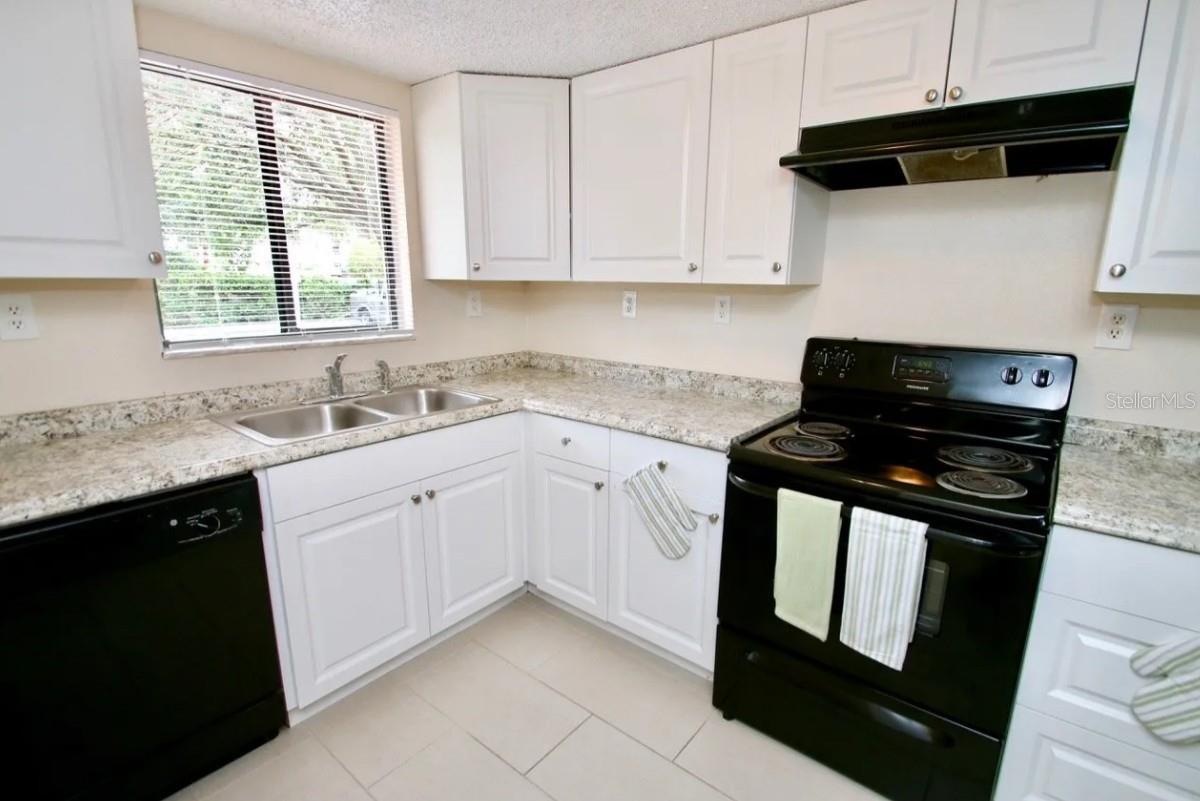 1350 VIRGINIA AVE #19 — photo 5
