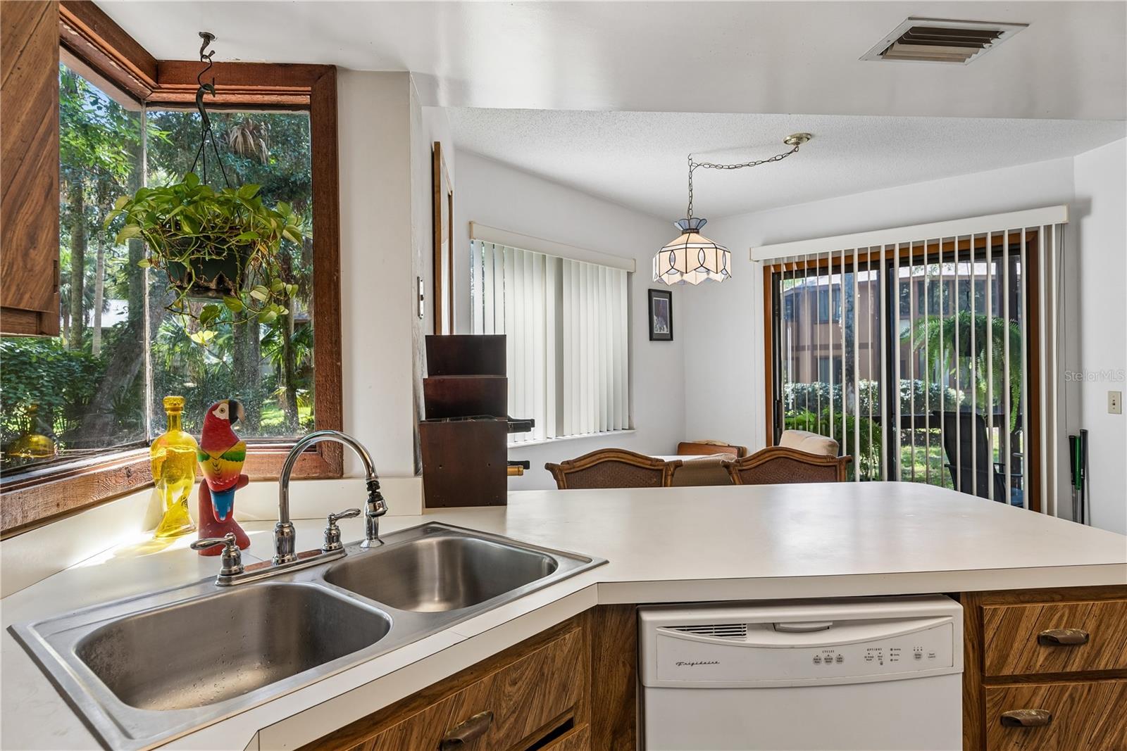 13 PINEHURST PL #13 — photo 11