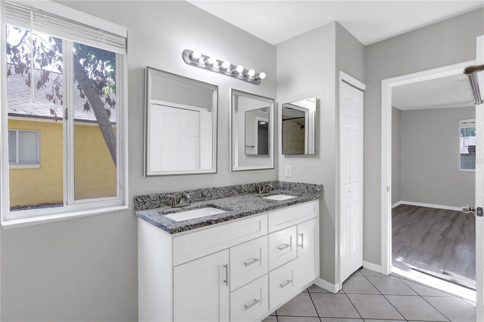 789 HEATHER GLEN CIR — photo 12