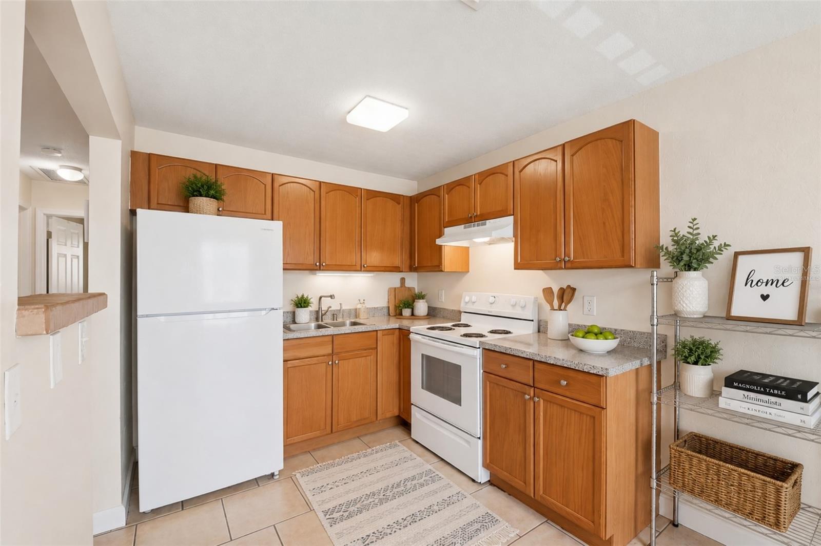415 N HALIFAX AVE #208 — photo 10