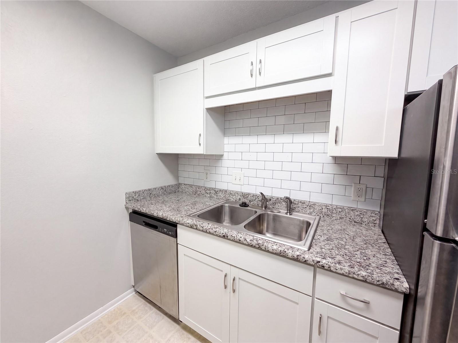 1600 BIG TREE RD #A6 — photo 10