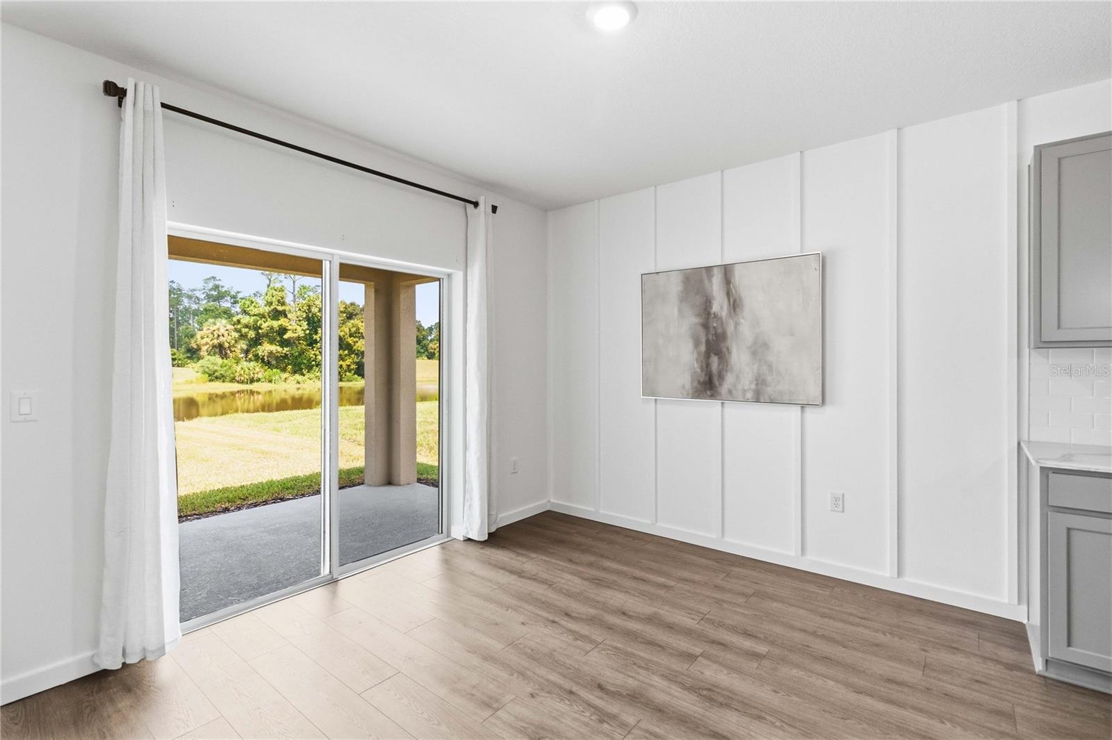 1041 CHAMPION RIDGE DR — photo 11