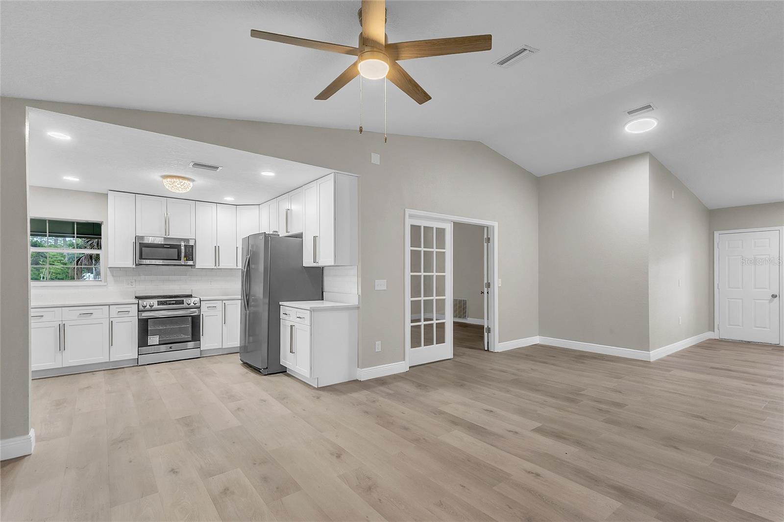 22 WEIDNER PL — photo 8