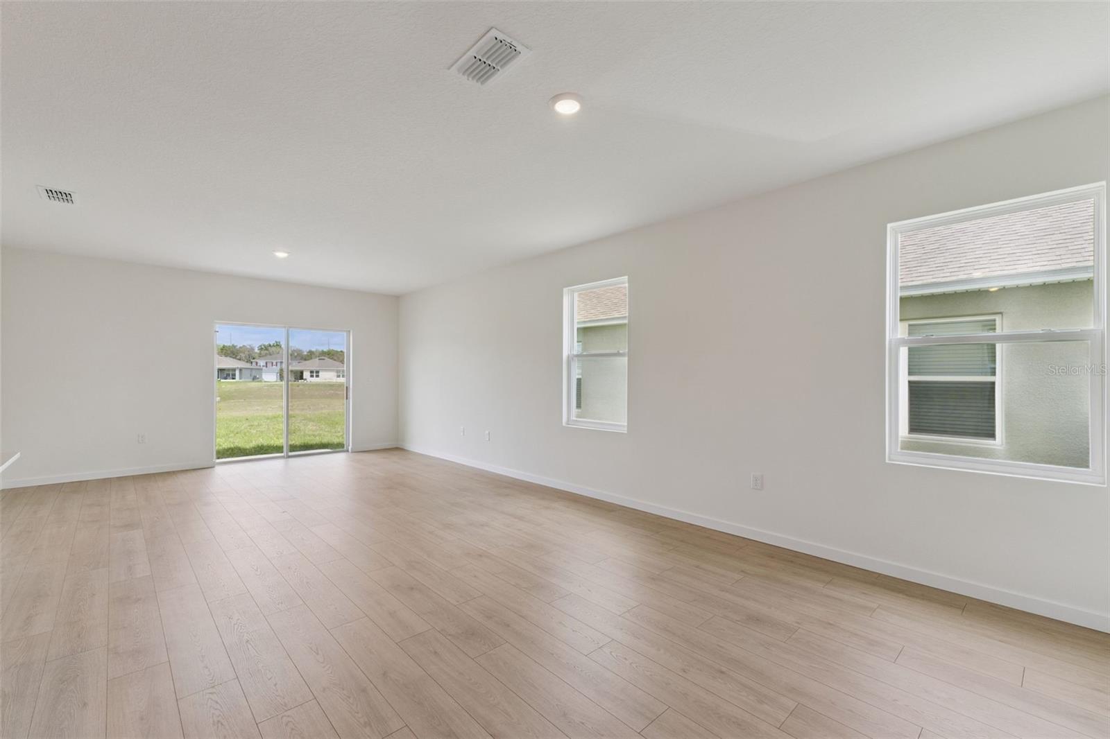 1344 GRAND FLORA LN — photo 4