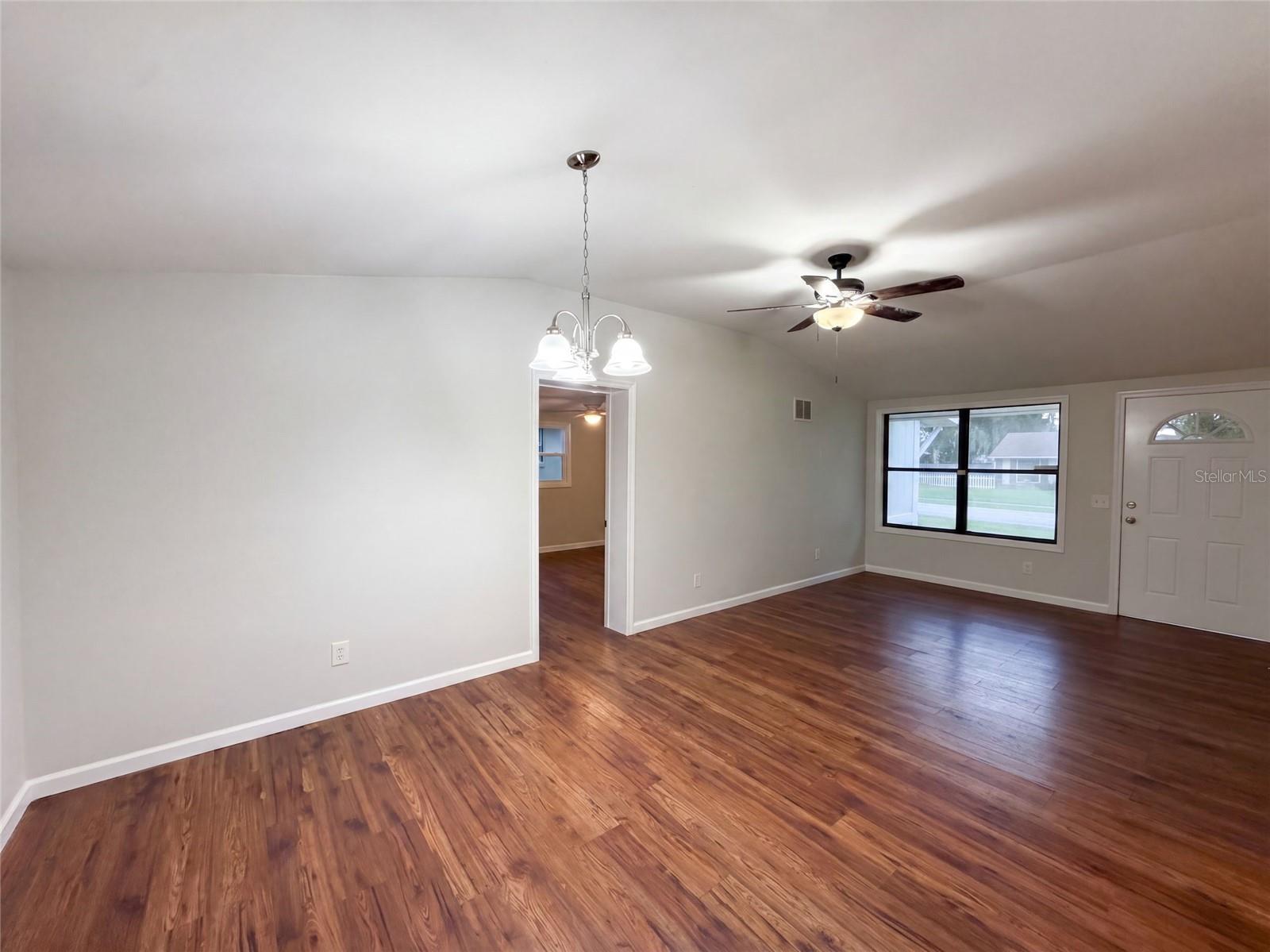 3004 HUNKIN CIR — photo 7