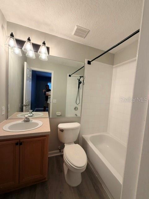 1178 VINELAND PL — photo 9