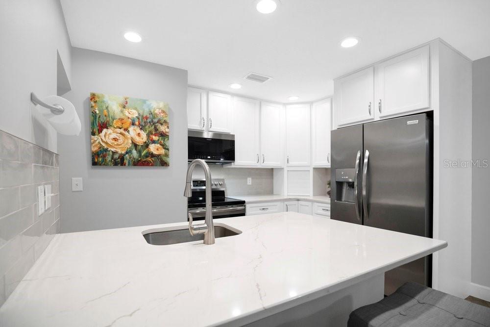 150 WAX MYRTLE WOODS CT #9B — photo 11