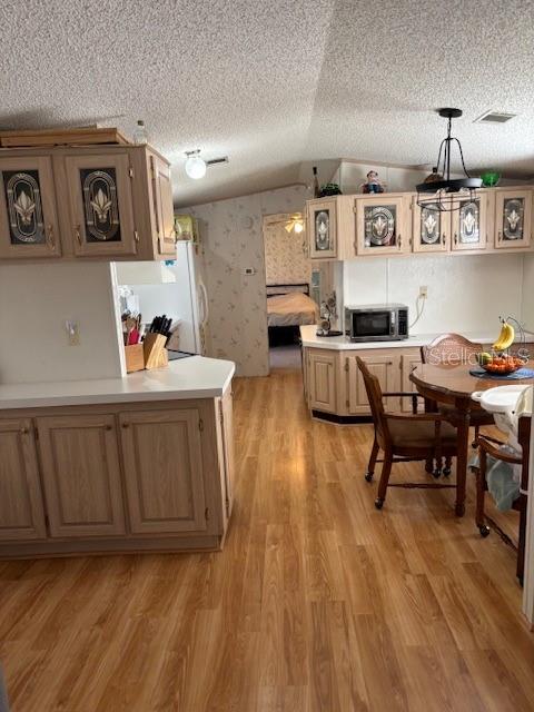 1749 ELIZABETH ST — photo 4
