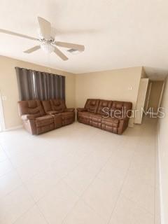 729 LOTUS LN — photo 4