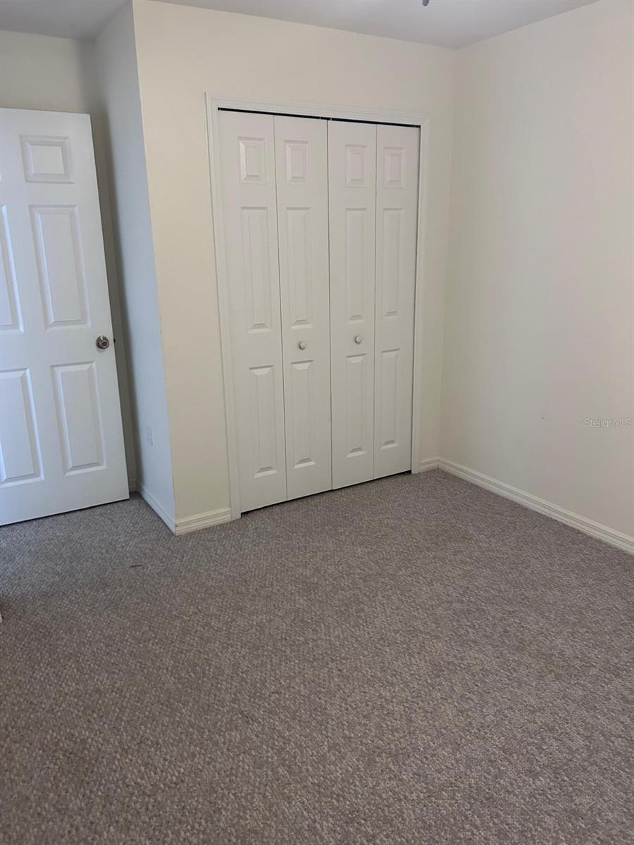 2421 OMAHA DR — photo 12