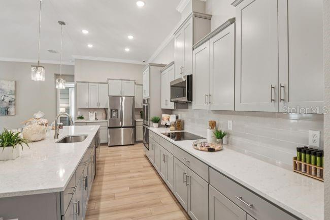 20 FERNON DR — photo 6