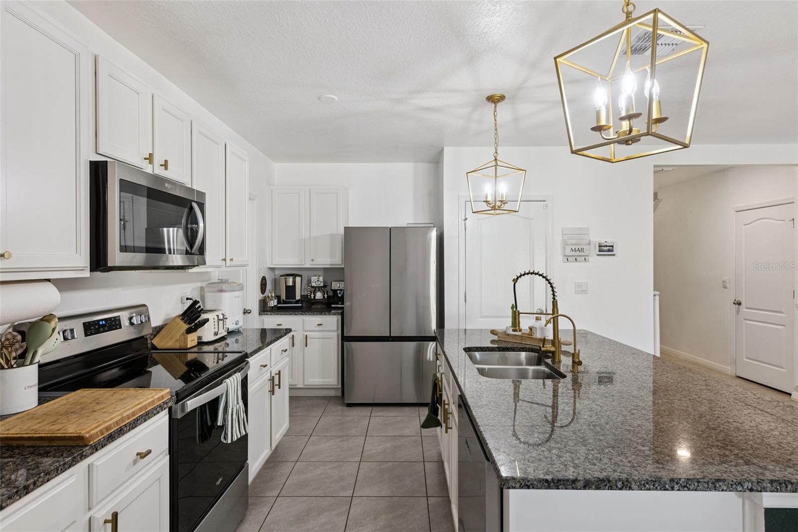 3676 SUNGROVE CIR — photo 12