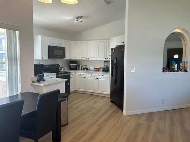 70 FLEMING CT — photo 7