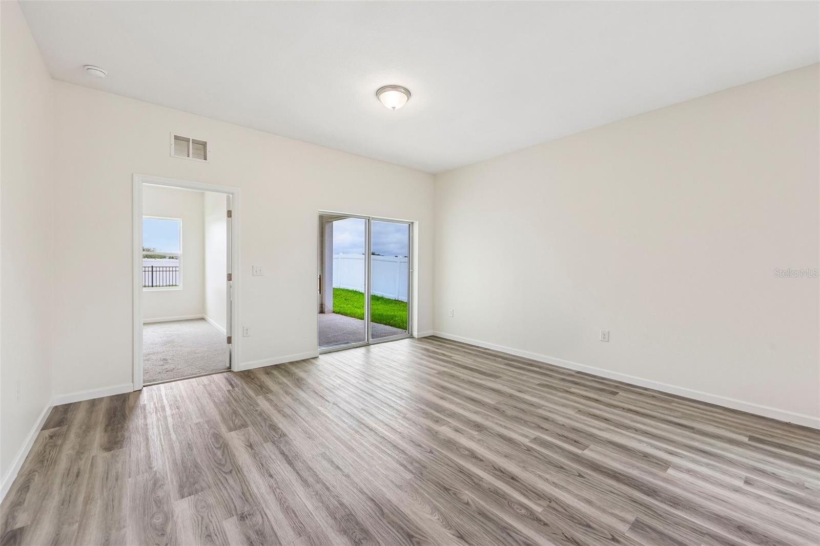 1005 WANDERER DR — photo 11