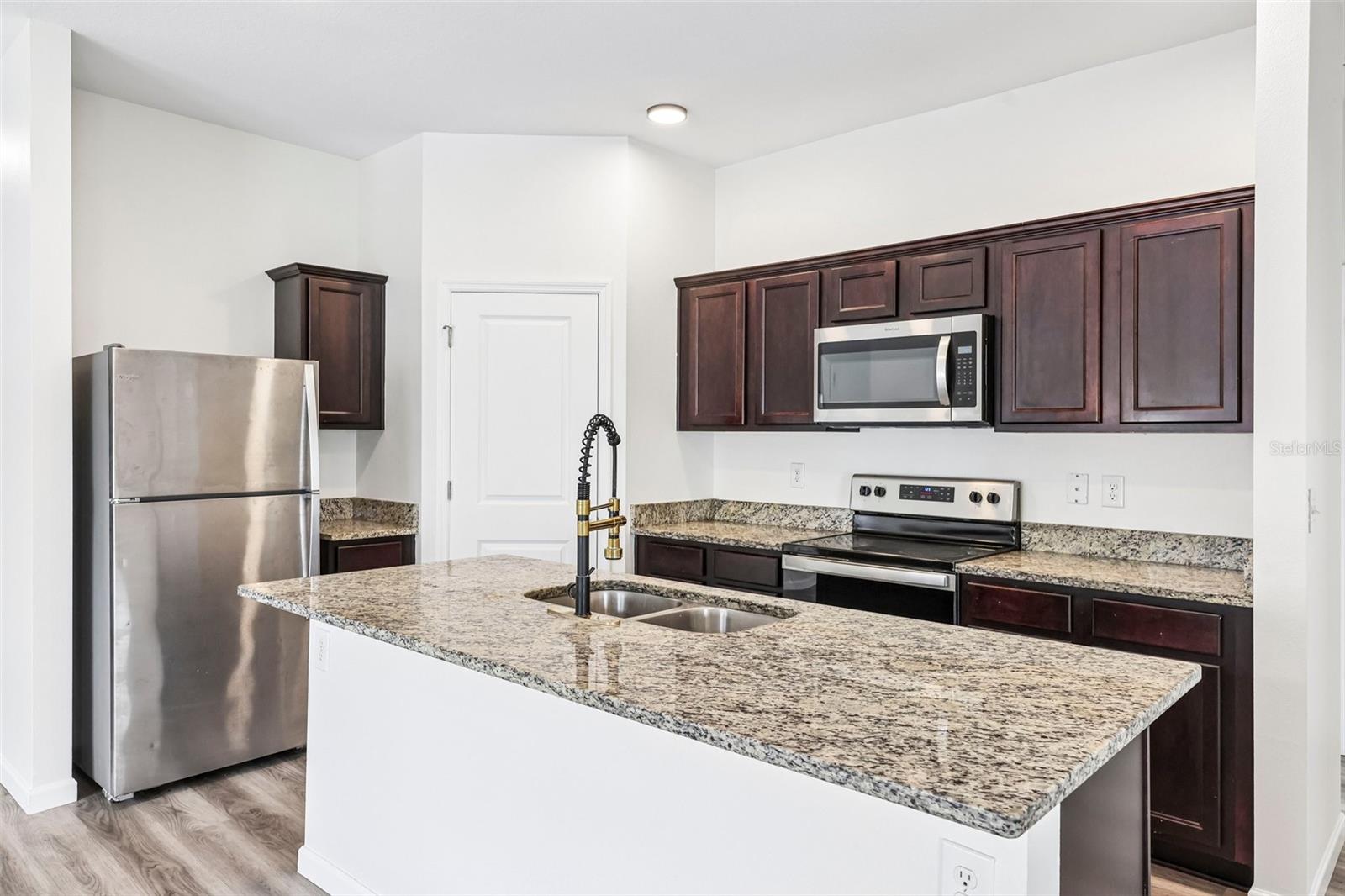 1005 WANDERER DR — photo 12