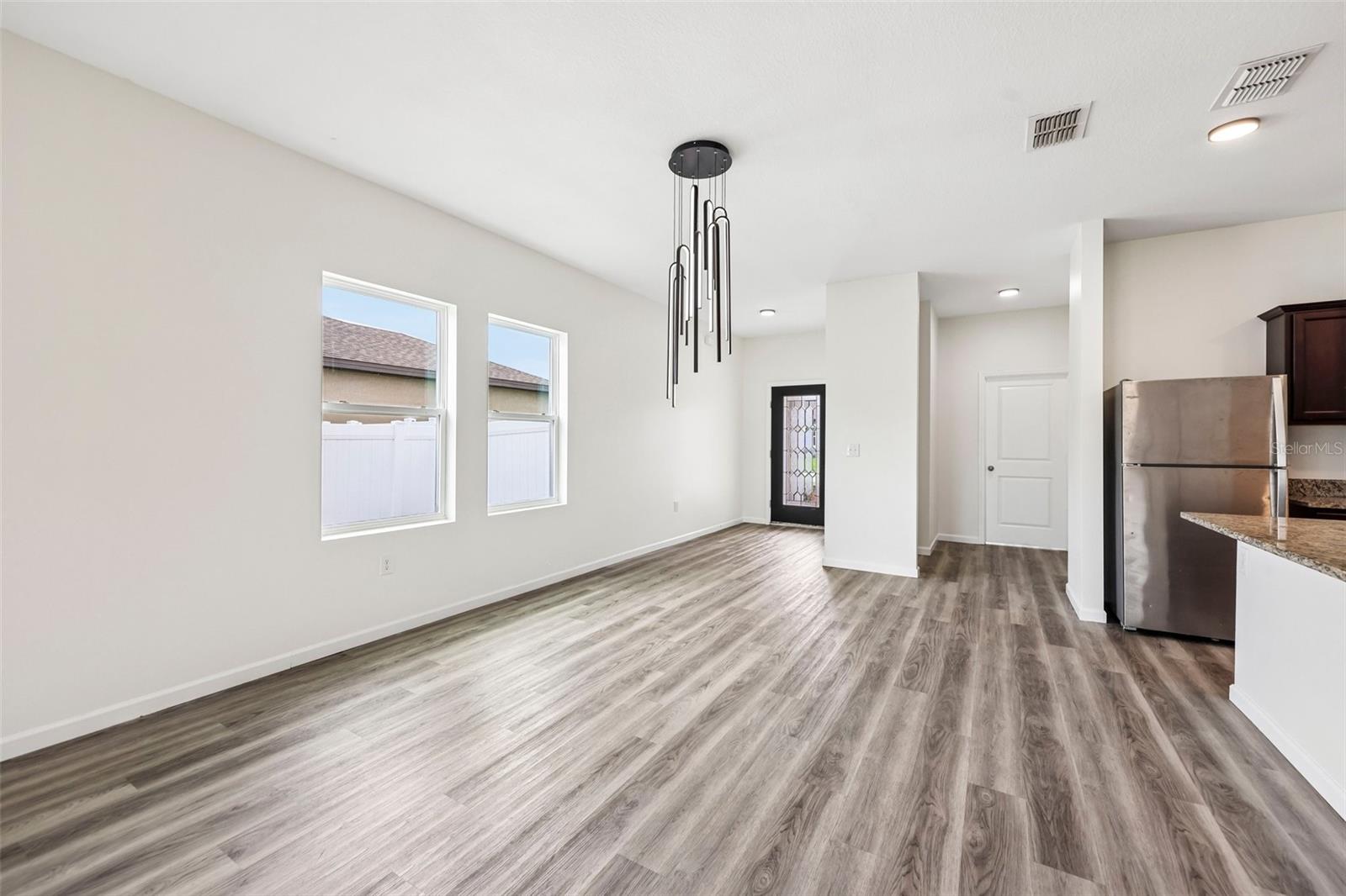 1005 WANDERER DR — photo 9
