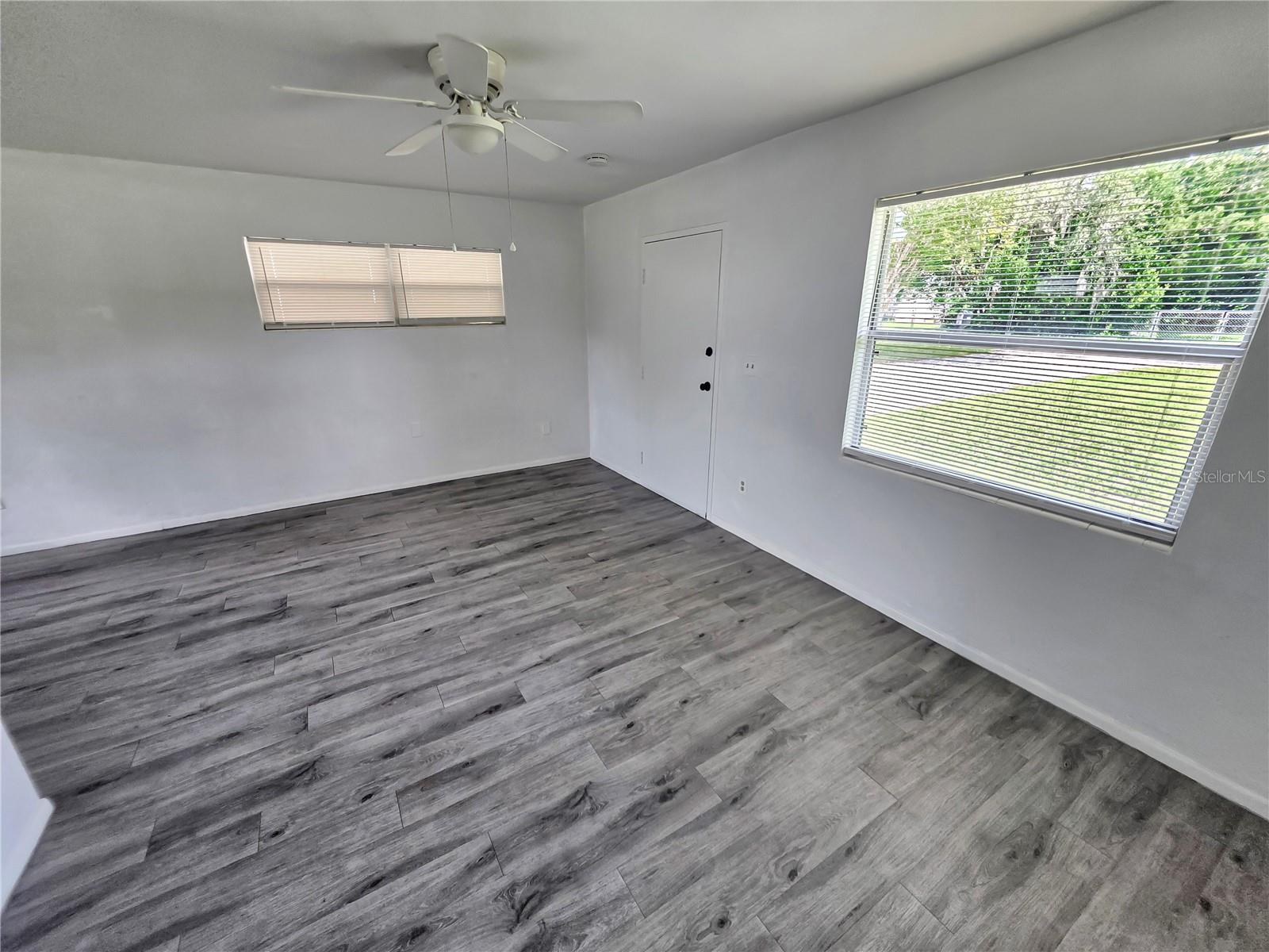 185 E LAKE MARY AVE — photo 5