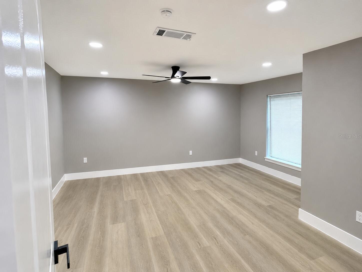 2310 W LISA CT — photo 9