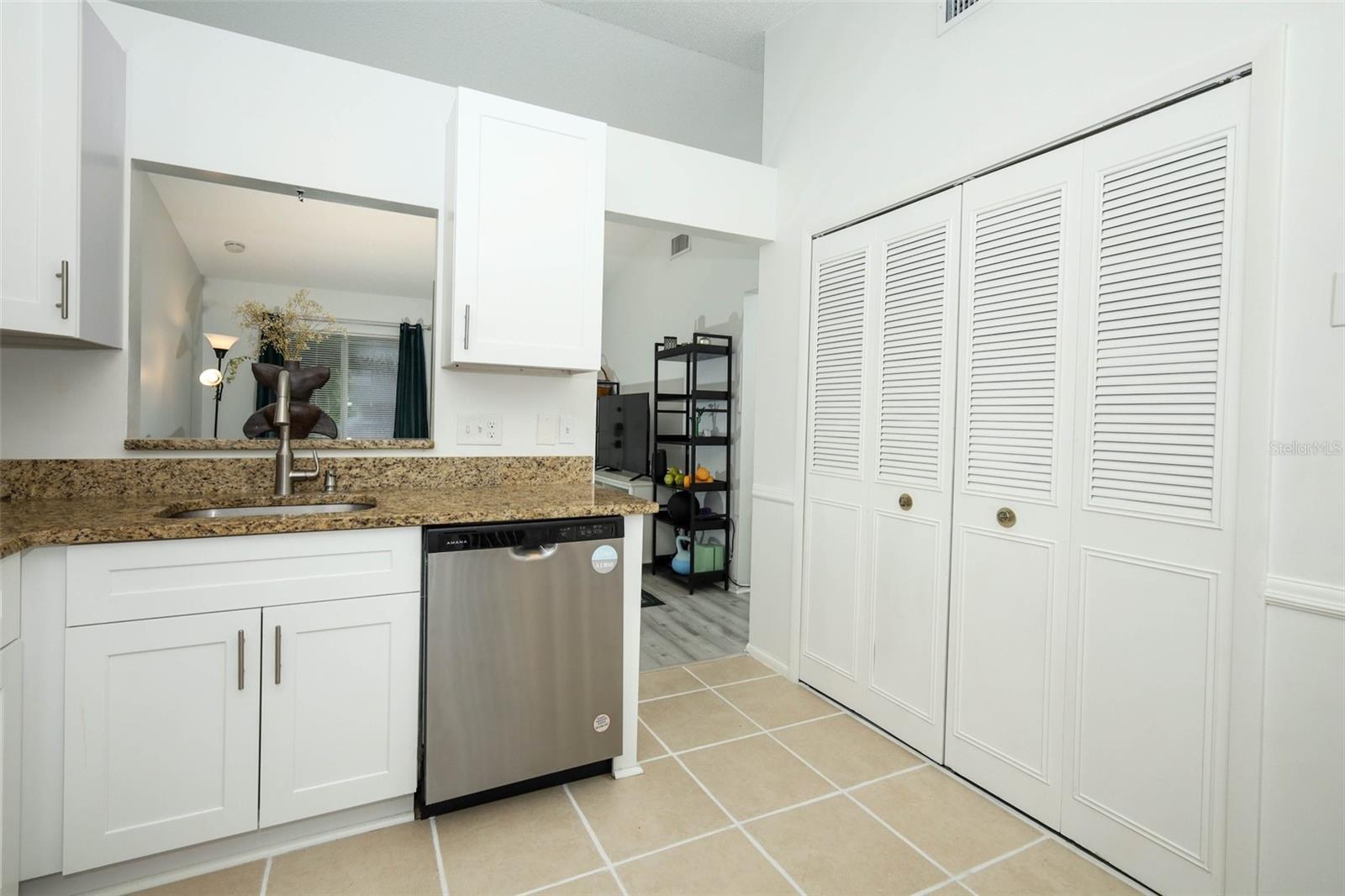 12237 EASTCOVE DR — photo 8