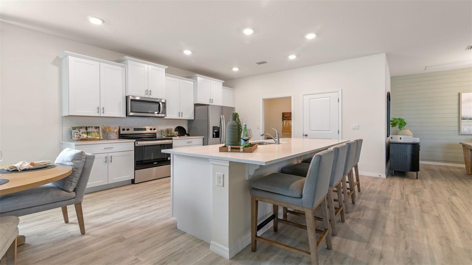 3064 KINGSMAN TRL — photo 4