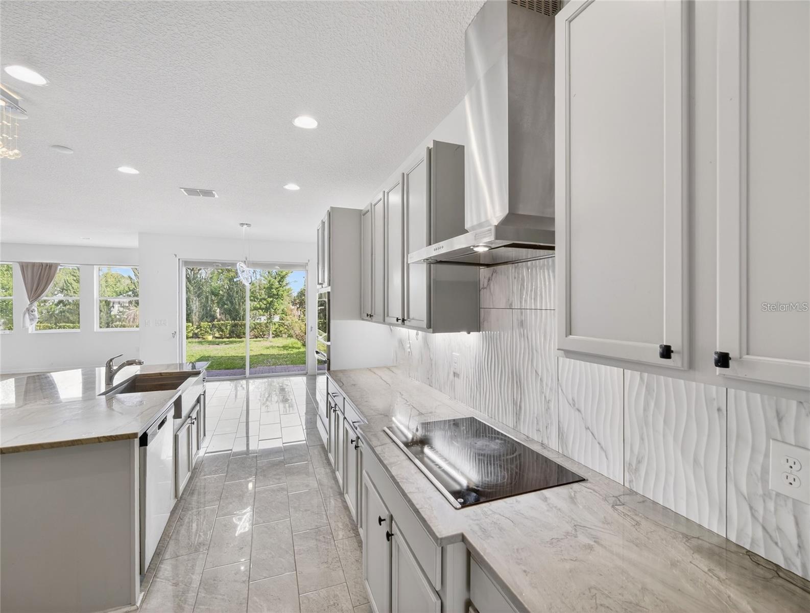 2556 LEYLAND CYPRESS LN — photo 6