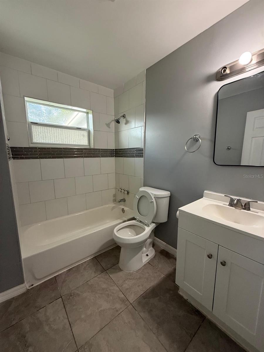 2302 E DANA DR — photo 8