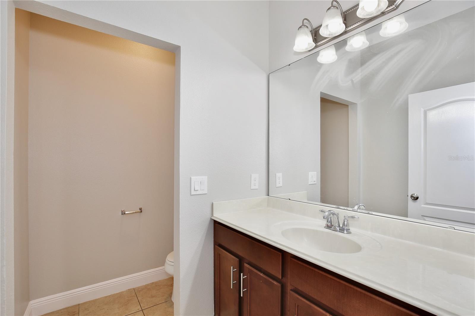 5332 FACTORS WALK DR — photo 5