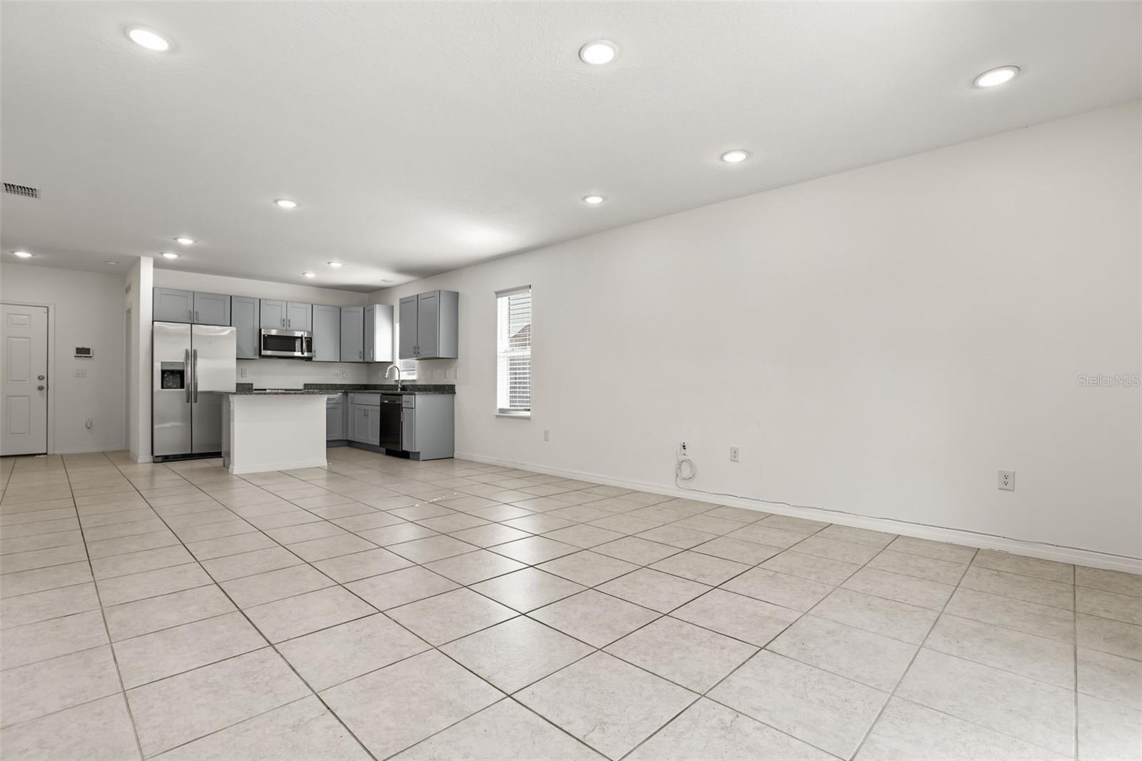 2860 SURF DR — photo 7