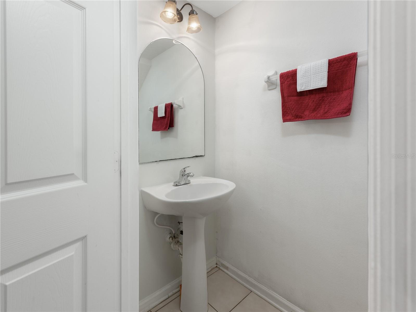 923 VINELAND PL — photo 11