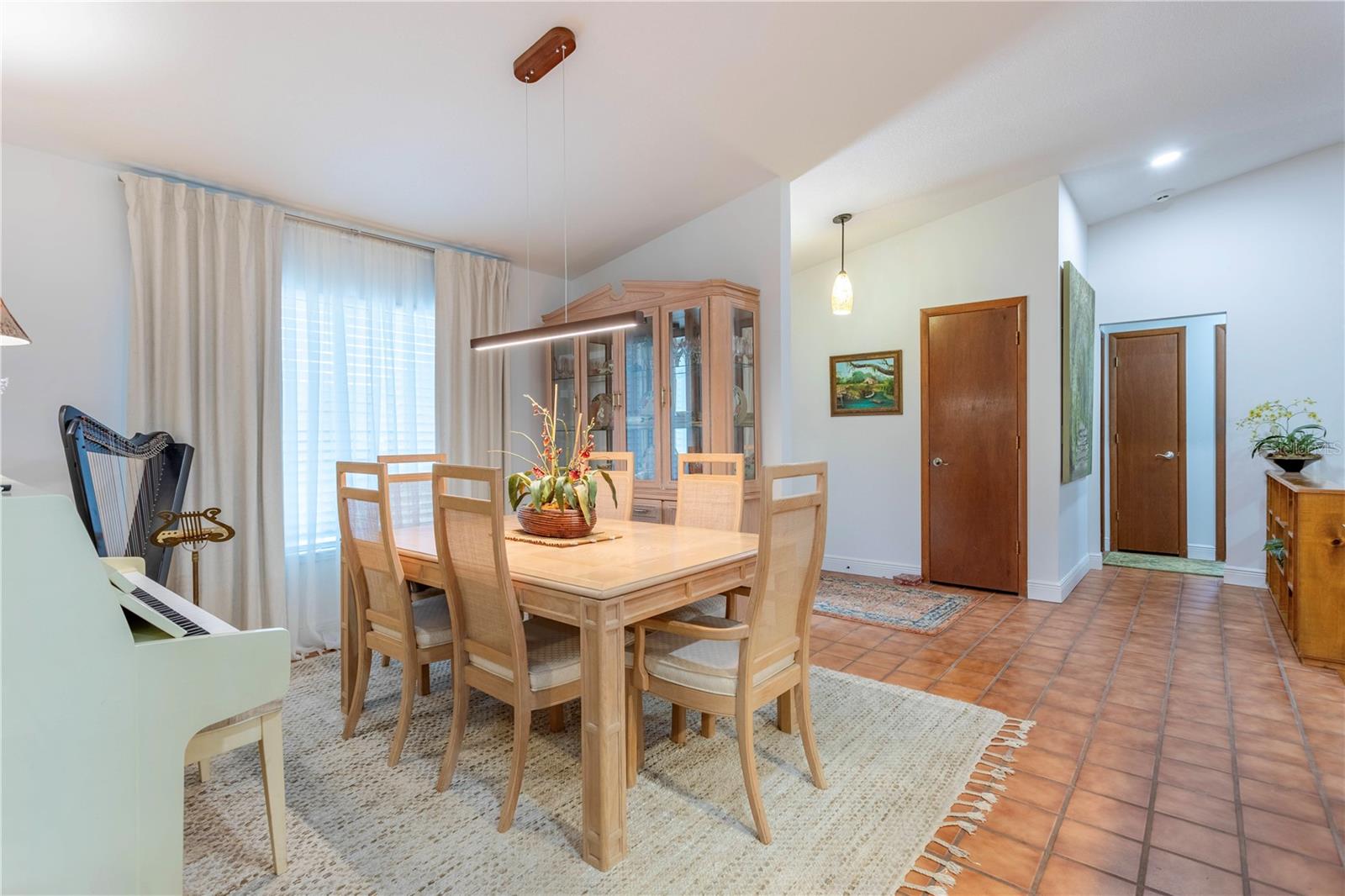 1040 PALADIN CT — photo 6