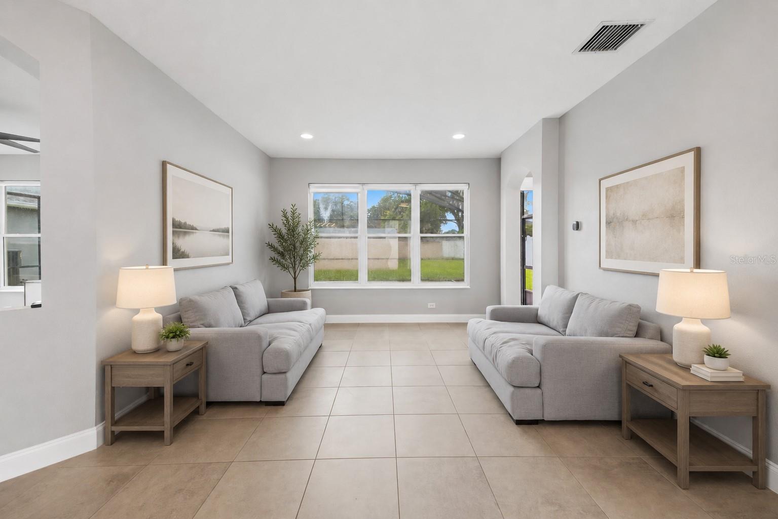 1526 EQUINOX CIR — photo 3
