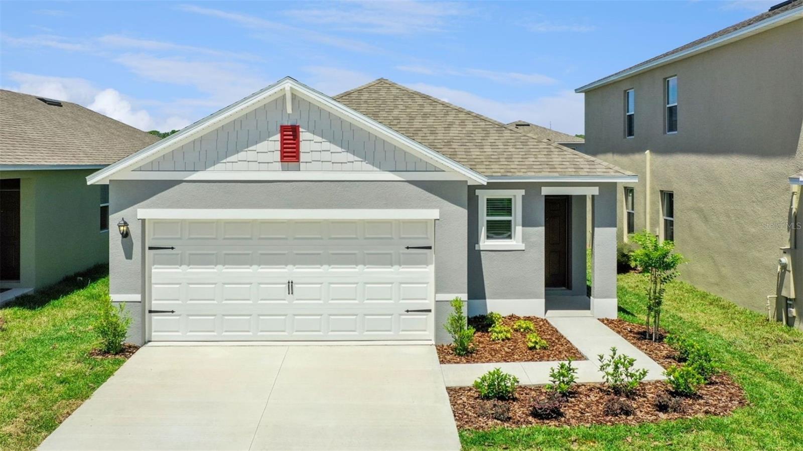 1352 GRAND FLORA LN