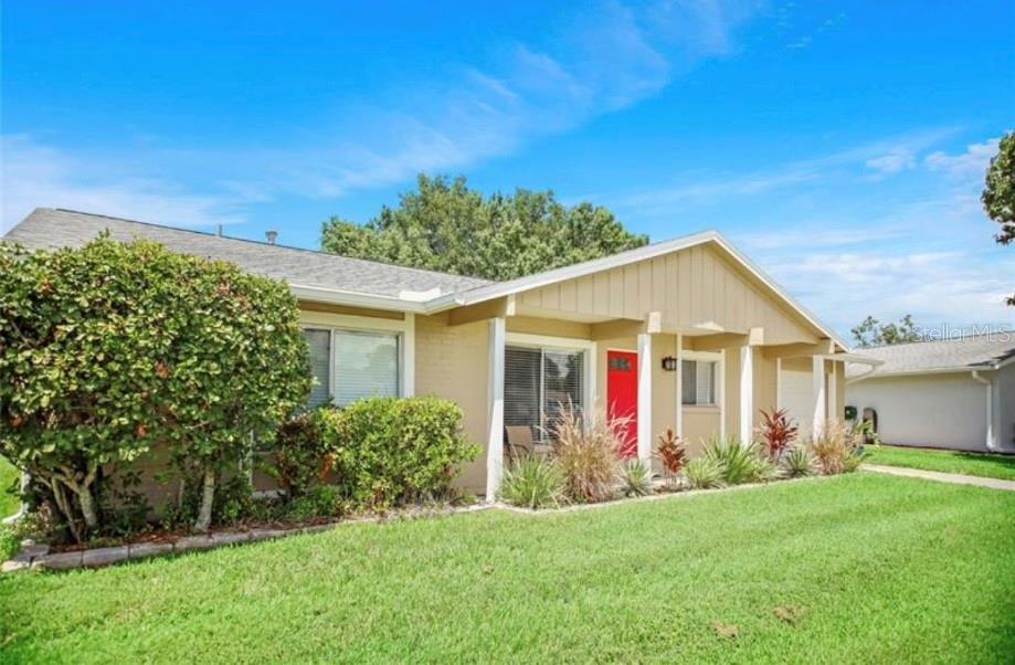 10526 LINGER LN — photo 2