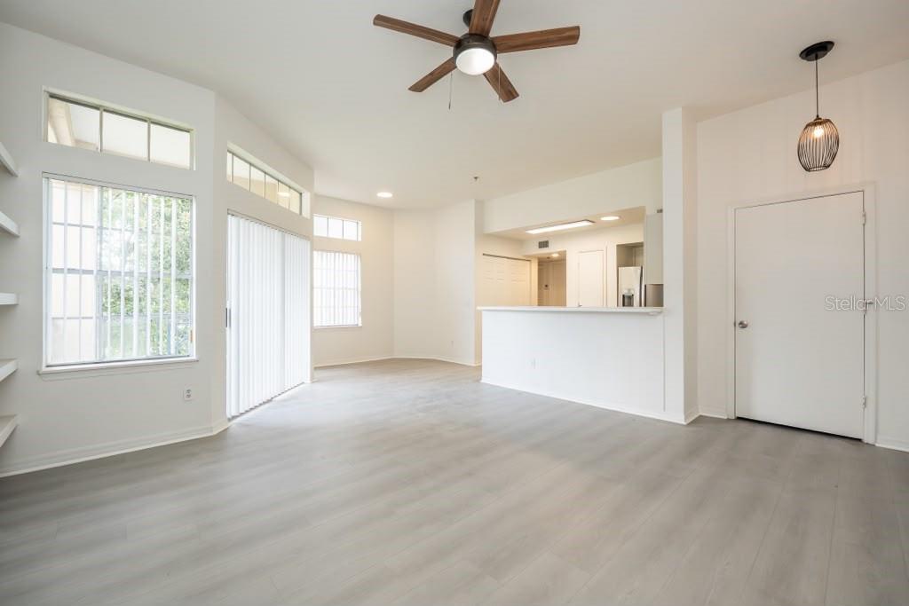 7230 WESTPOINTE BLVD #1233 — photo 3