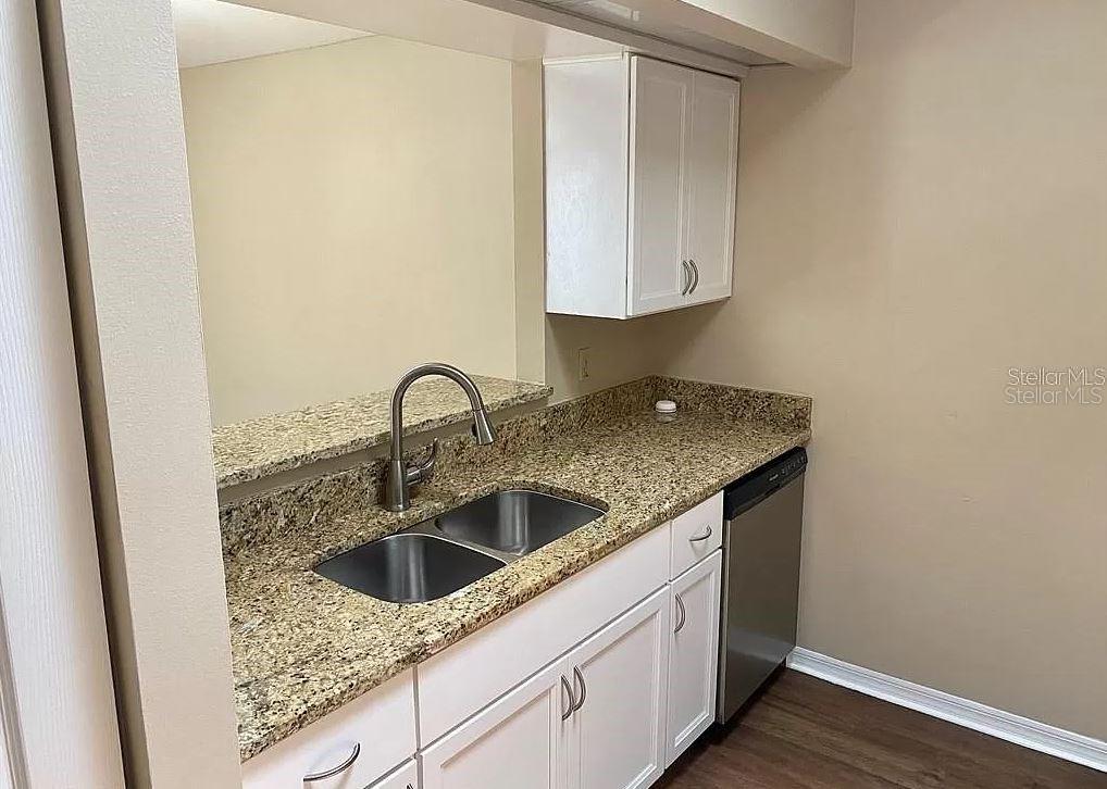 128 MEADOW BLVD — photo 4