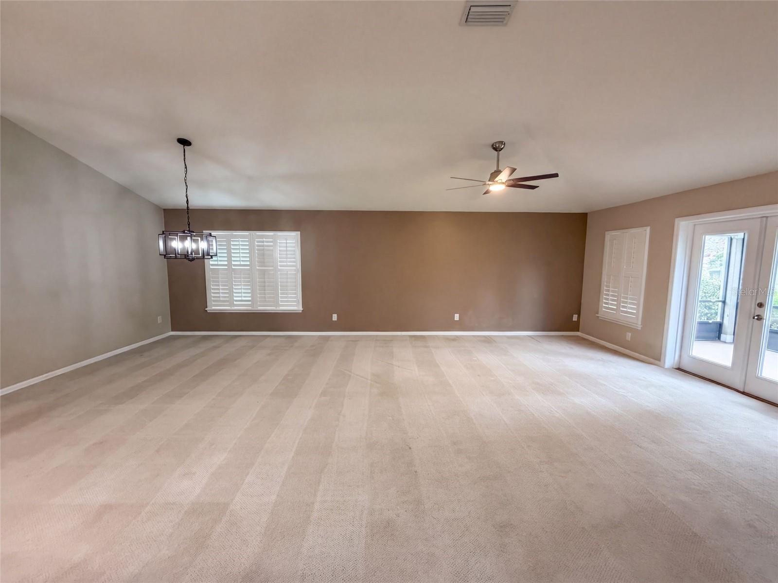 120 PRESTWICK GRANDE DR — photo 11