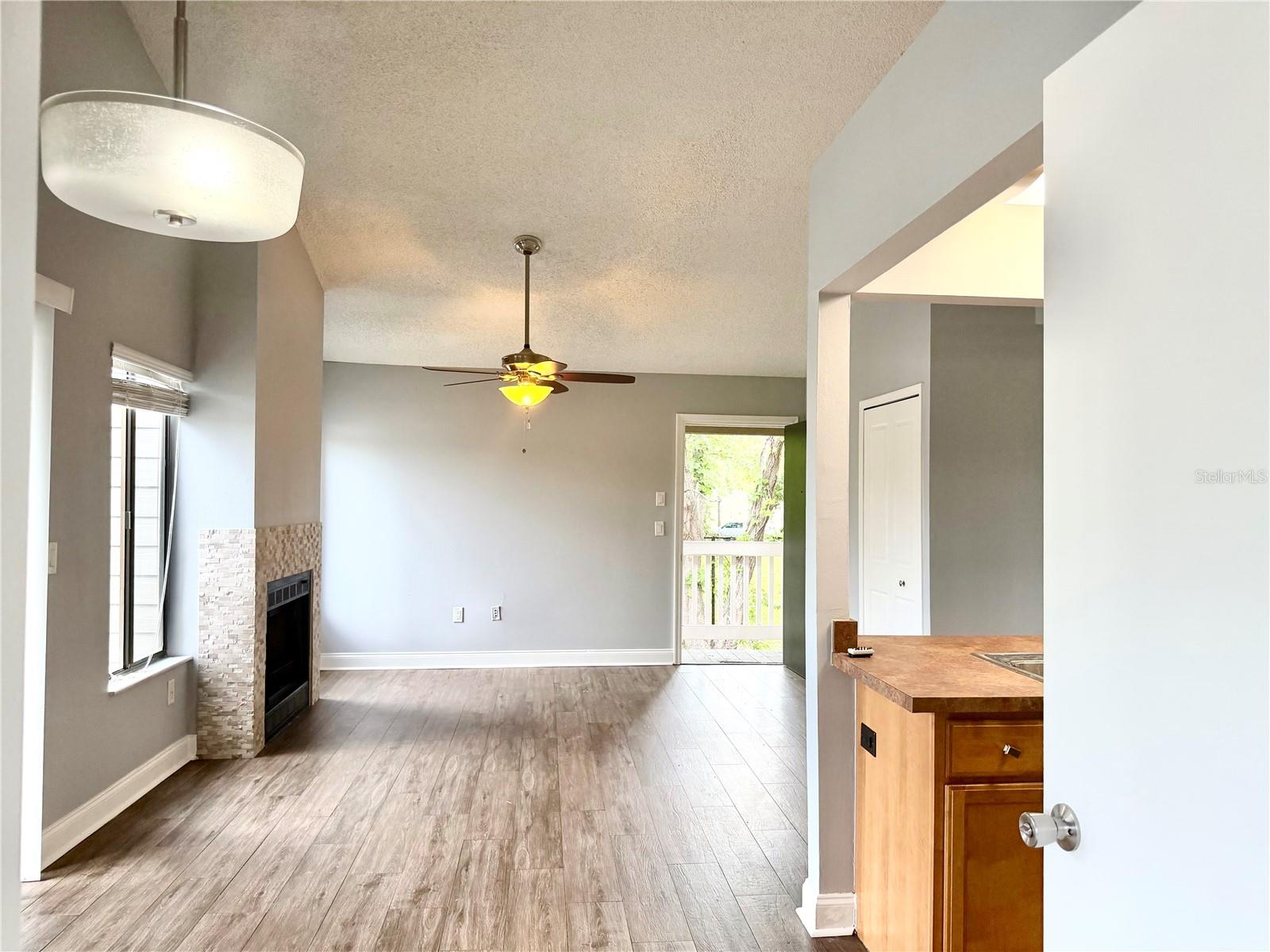 549 SUN RIDGE PL #201 — photo 12