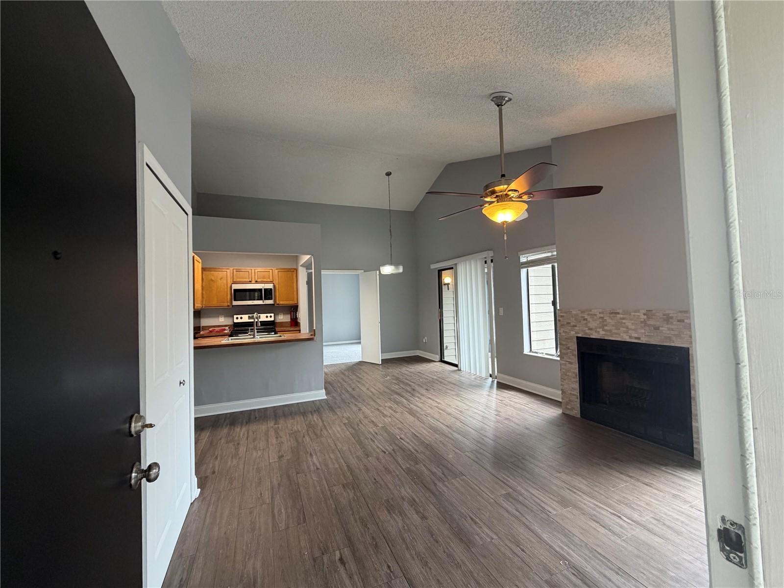 549 SUN RIDGE PL #201 — photo 5