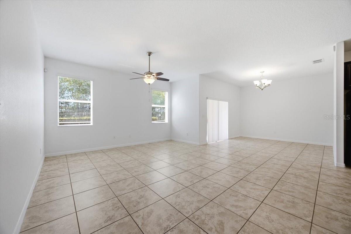 3606 RODRICK CIR — photo 11