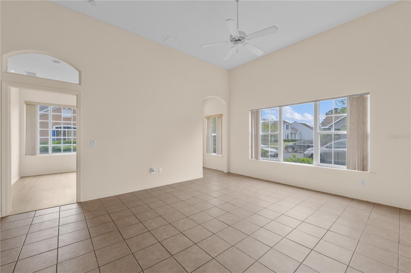 13047 ISLAND BREEZE CT — photo 10