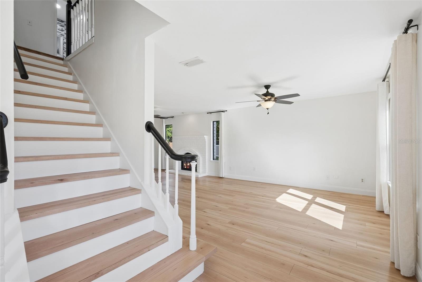 4404 SAILOR CT — photo 10