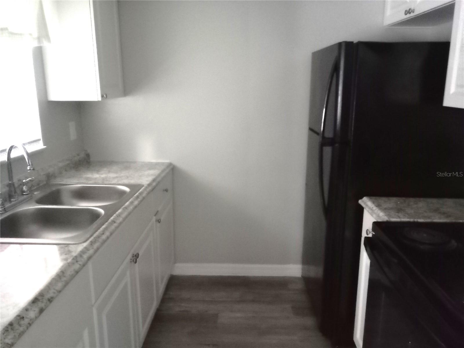 1229 KENNEDY RD #61 — photo 3